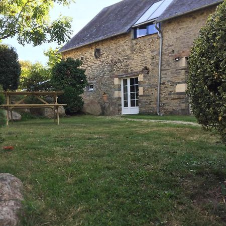 Bed and Breakfast Etang Fleuri Cahagnes Exterior foto